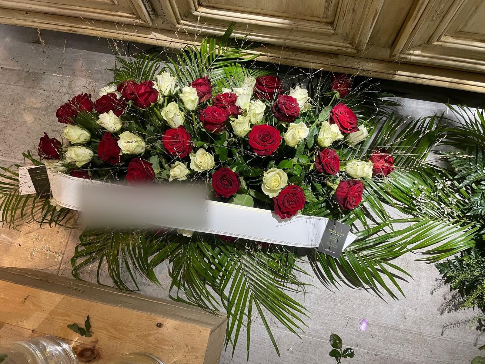 Hommage floral Pégomas