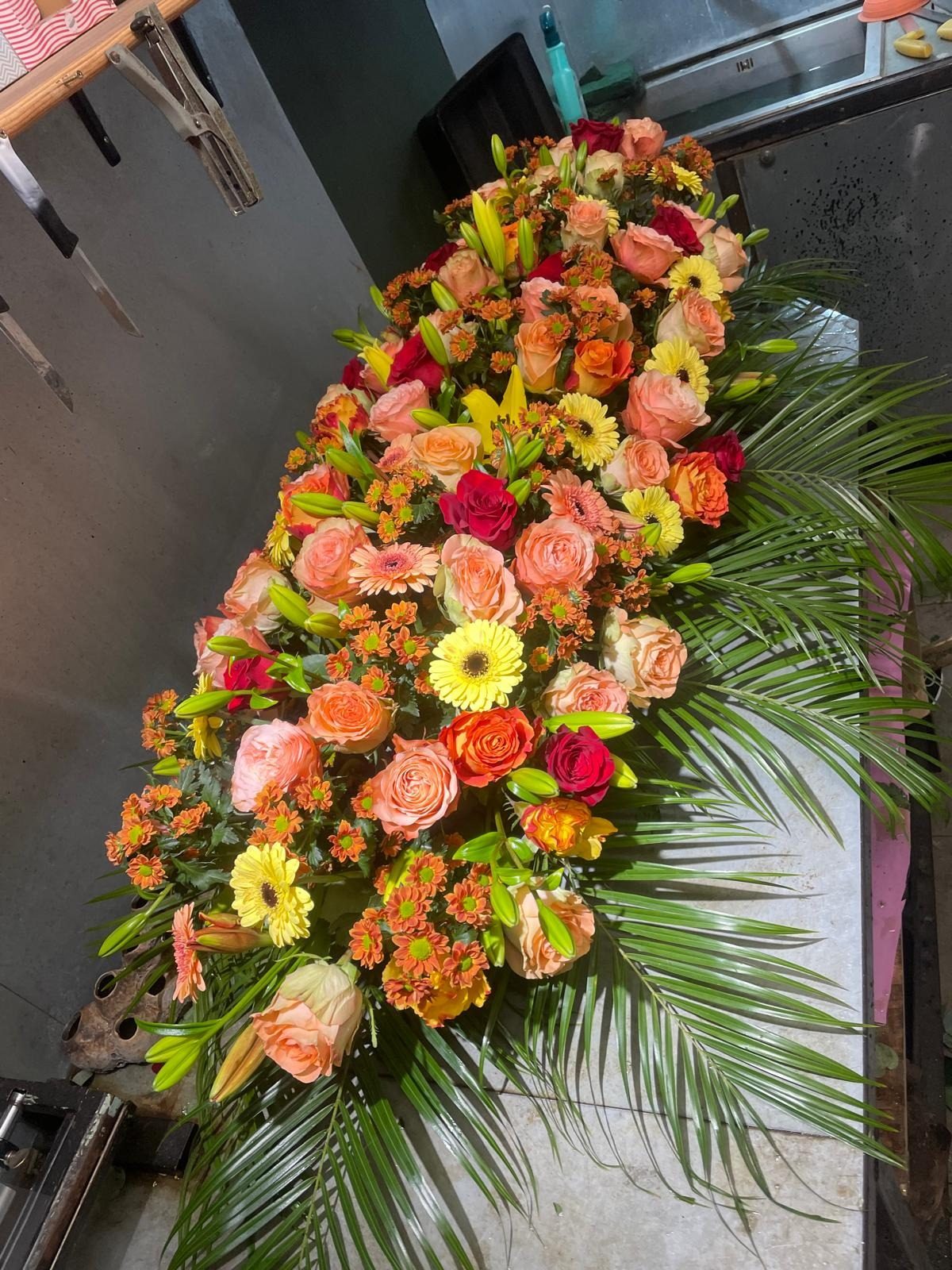 Cœur de deuil en roses