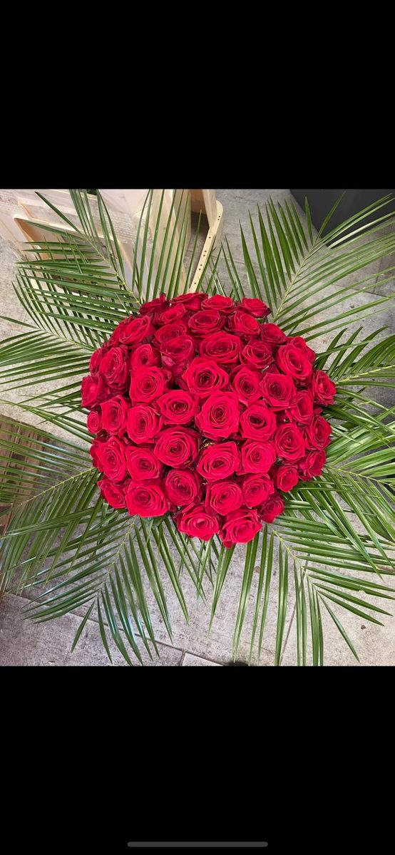 Artisan florist bouquet
