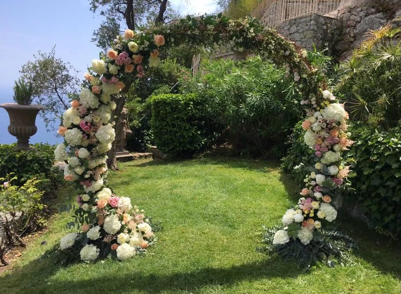 Flowered ceremony aisle